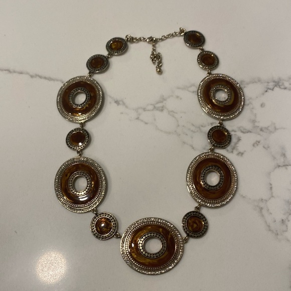 Beautiful necklace OS - Picture 1 of 5